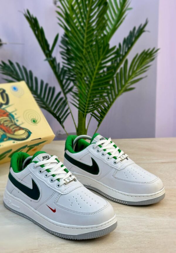 Nike Air Force