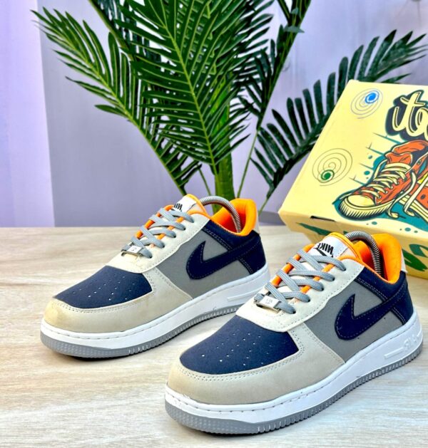 Nike Air Force - Image 2
