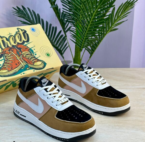 Nike Air Force - Image 2