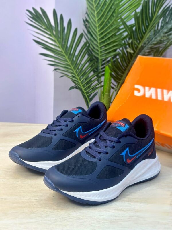 Nike Zoom Guide 10 - Image 2